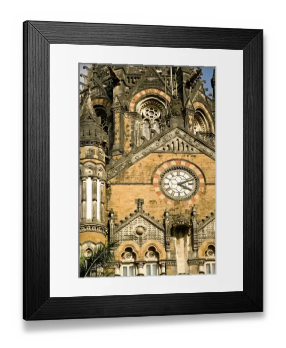 Framed Print : An architectural detail of the Victoria Terminus in Mumbai Framed Print : An architectural detail of the Victoria Terminus in Mumbai