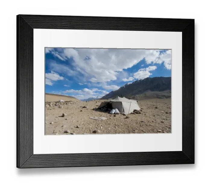 Framed Print : India, Jammu & Kashmir, Ladakh a nomads tent high in the mountains Framed Print : India, Jammu & Kashmir, Ladakh a nomads tent high in the mountains