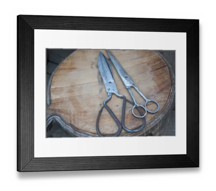 Framed Print : Hand-made scissors, Jojawar, Rajasthan, India