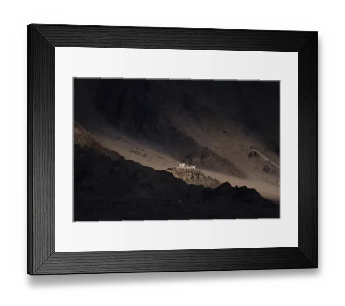 Framed Print : A llittle temple in the Himalayas, Ladakh, India