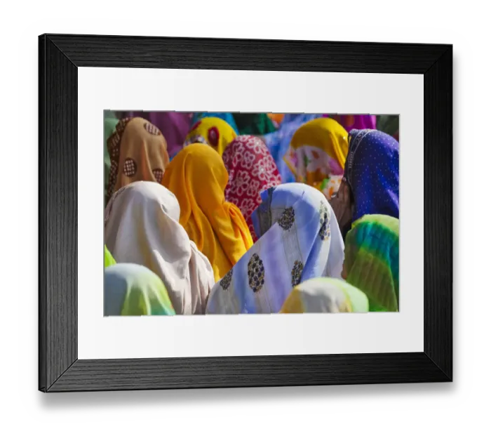 Framed Print : Women in colorful saris gather together, Jhalawar, Rajasthan, India Framed Print : Women in colorful saris gather together, Jhalawar, Rajasthan, India