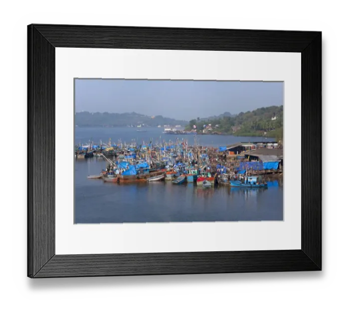 Framed Print : Fishing boats in the Indian Ocean, Goa, India Framed Print : Fishing boats in the Indian Ocean, Goa, India
