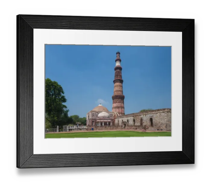 Framed Print : Asia. India, The Qtub Minar of the Alai-Darwaza complex in New Dehli Framed Print : Asia. India, The Qtub Minar of the Alai-Darwaza complex in New Dehli