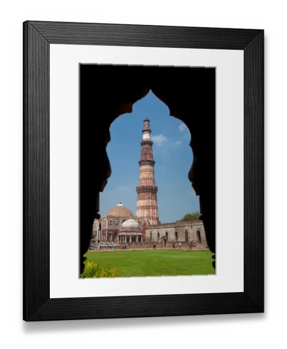 Framed Print : Asia. India, The Qtub Minar of the Alai-Darwaza complex in New Dehli Framed Print : Asia. India, The Qtub Minar of the Alai-Darwaza complex in New Dehli