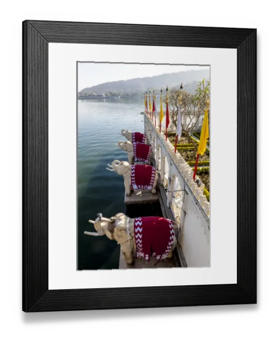 Framed Print : Elephants guarding Palace hotel. Jag Niwas. Lake Pichola. James Bonds Octopussi movie Framed Print : Elephants guarding Palace hotel. Jag Niwas. Lake Pichola. James Bonds Octopussi movie