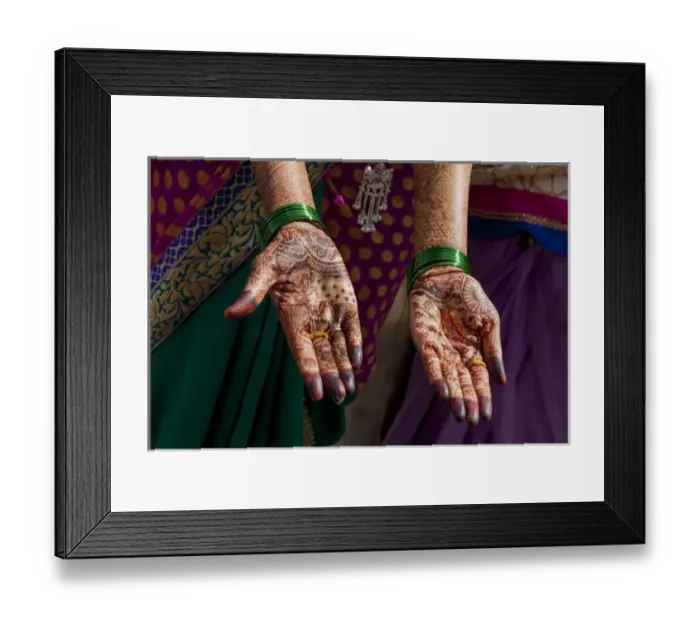 Framed Print : Henna decoration. Udaipur Rajasthan. India Framed Print : Henna decoration. Udaipur Rajasthan. India
