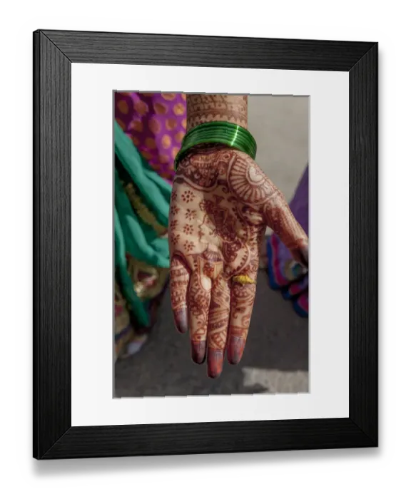Framed Print : Henna decoration. Udaipur Rajasthan. India Framed Print : Henna decoration. Udaipur Rajasthan. India