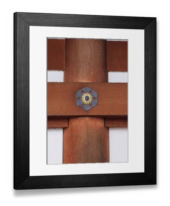 Framed Print : Intricate details in the construction of the main temple in the grounds of the Sanjuusangendo