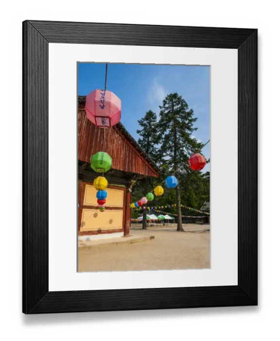 Framed Print : Colourful lanterns in the Beopjusa Temple Complex, South Korea