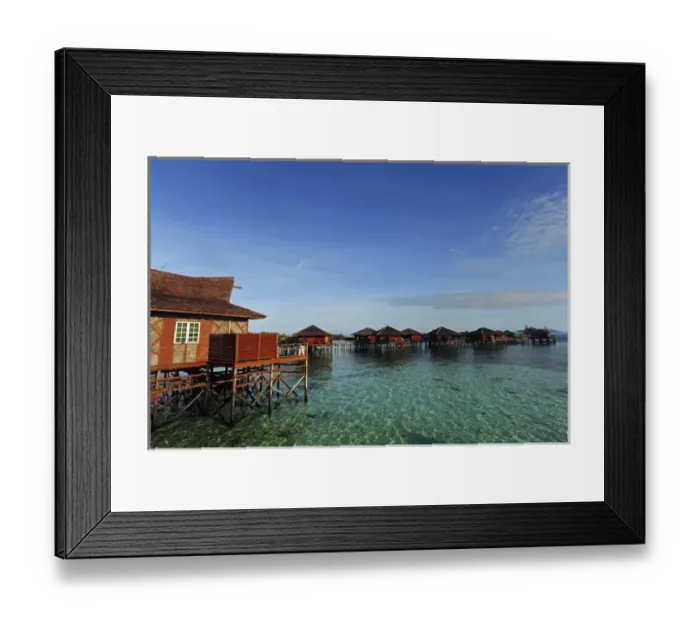 Framed Print : Malaysia, Borneo, Semporna, Mabul, luxury hotel with bungalows on stilt