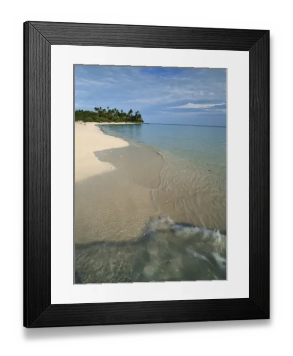 Framed Print : Maldives, Island Paradise, Ambara Island, View of sand beach Framed Print : Maldives, Island Paradise, Ambara Island, View of sand beach