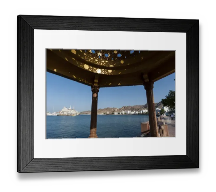 Framed Print : Mutrah, Muscat, Oman