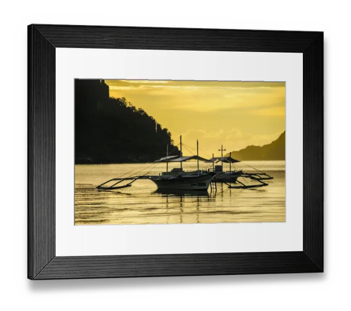 Framed Print : Outrigger at sunset in the bay of El Nido, Bacuit Archipelago, Palawan, Philippines Framed Print : Outrigger at sunset in the bay of El Nido, Bacuit Archipelago, Palawan, Philippines