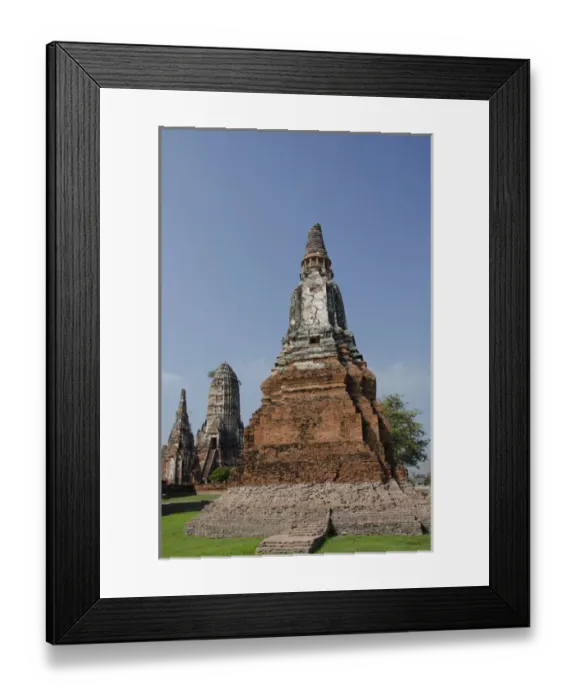 Framed Print : Thailand, Bangkok. Ayutthaya, Wat Chaiwatthanaram Buddhist monastery