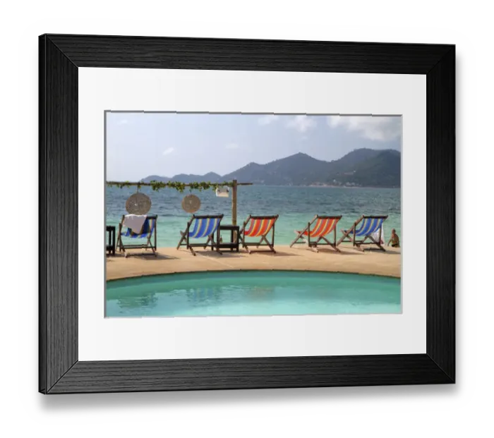 Framed Print : Swimming pool facing the Gulf of Thailand at Chaweng beach on the island of Ko Samui Framed Print : Swimming pool facing the Gulf of Thailand at Chaweng beach on the island of Ko Samui