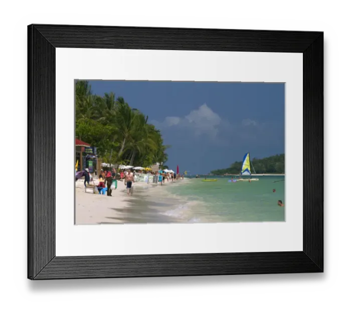 Framed Print : Chaweng beach and the Gulf of Thailand on the island of Ko Samui, Thailand