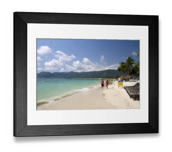 Framed Print : Chaweng beach and the Gulf of Thailand on the island of Ko Samui, Thailand