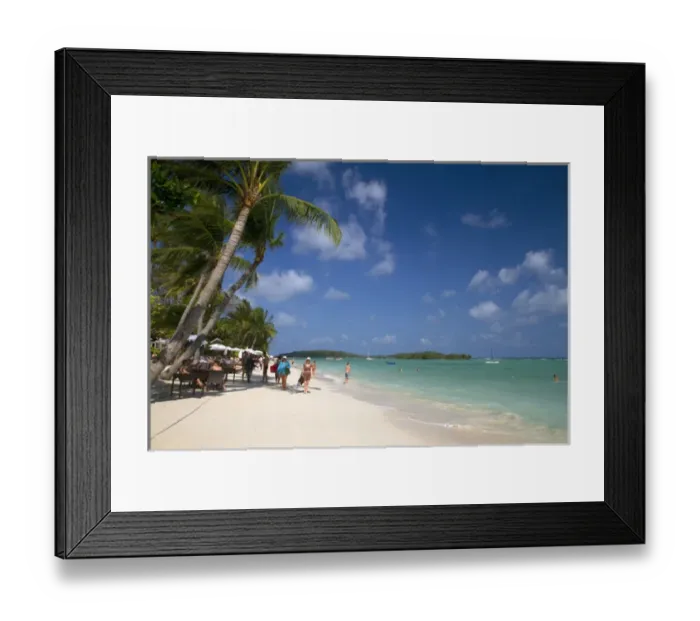 Framed Print : The Gulf of Thailand at Chaweng beach on the island of Ko Samui, Thailand Framed Print : The Gulf of Thailand at Chaweng beach on the island of Ko Samui, Thailand