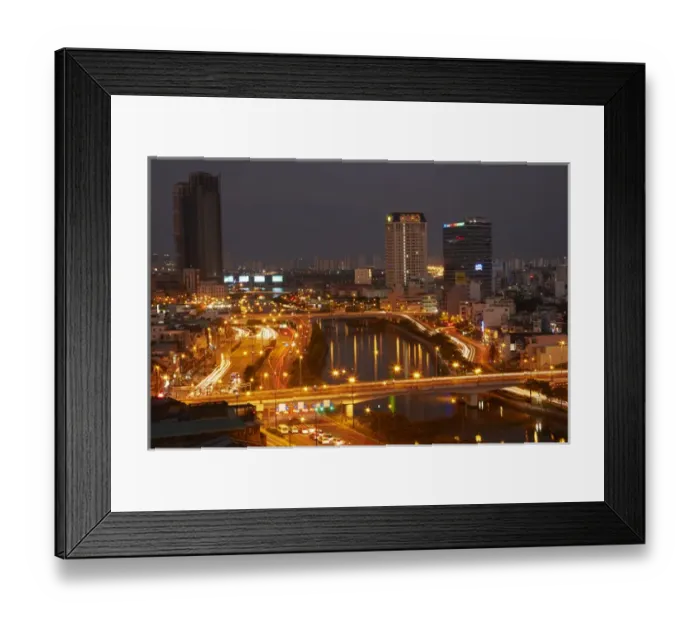 Framed Print : Traffic beside Ben Nghe River, Ho Chi Minh City (Saigon), Vietnam Framed Print : Traffic beside Ben Nghe River, Ho Chi Minh City (Saigon), Vietnam