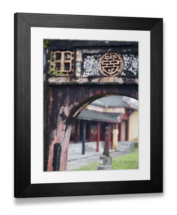 Framed Print : Carved arch inside the Imperial Palace, in Hue, Vietnam Framed Print : Carved arch inside the Imperial Palace, in Hue, Vietnam