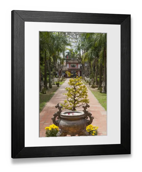 Framed Print : Vietnam, Hue, Dieu De Pagoda, exterior detail Framed Print : Vietnam, Hue, Dieu De Pagoda, exterior detail