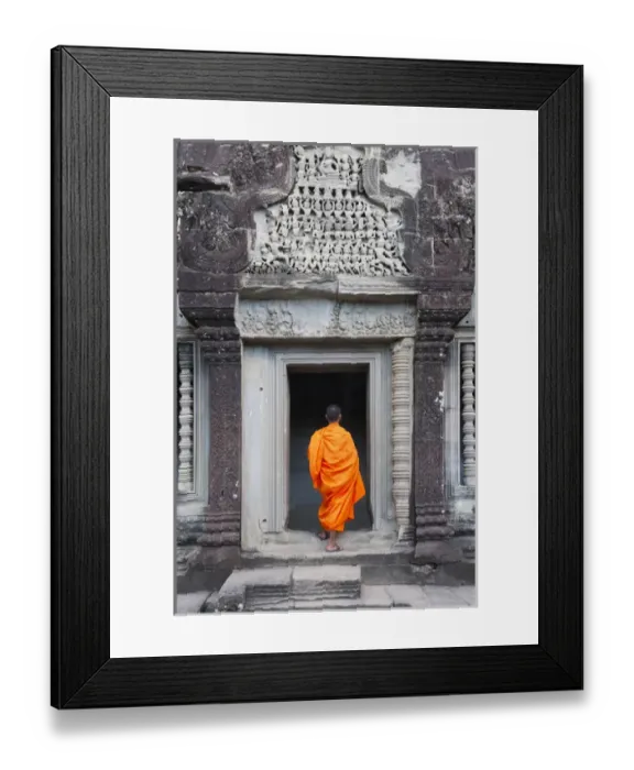 Framed Print : Monk at Angkor Wat, UNESCO World Heritage site