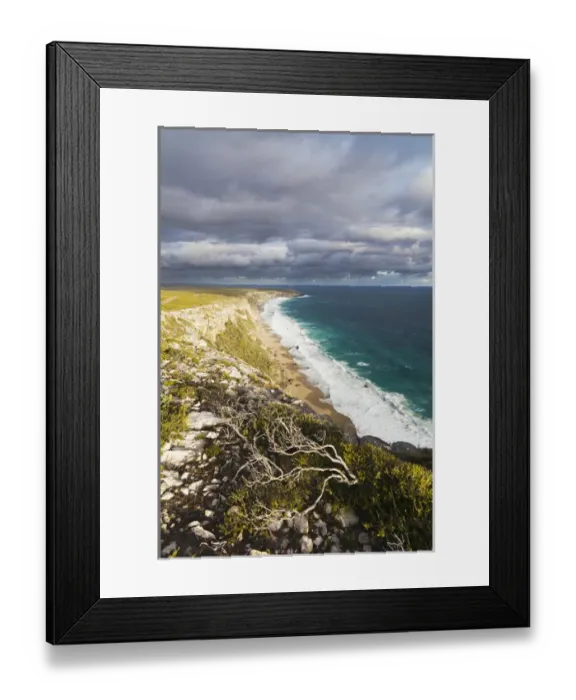 Framed Print : The cliffline near Remarkable Rocks in the Flinders Chase National Park on Kangaroo Island Framed Print : The cliffline near Remarkable Rocks in the Flinders Chase National Park on Kangaroo Island