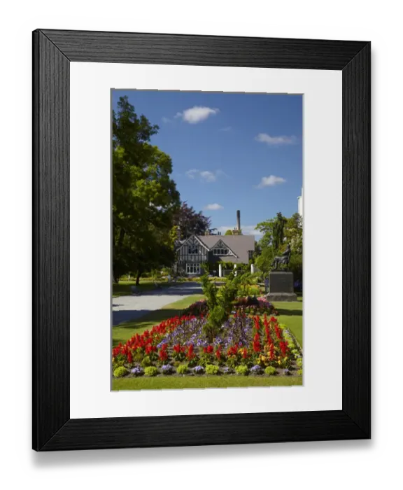 Framed Print : Curators House and Botanic Gardens, Hagley Park, Christchurch, Canterbury, South Island