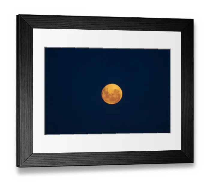 Framed Print : Full moon seen from Dunedin, South Island, New Zealand Framed Print : Full moon seen from Dunedin, South Island, New Zealand