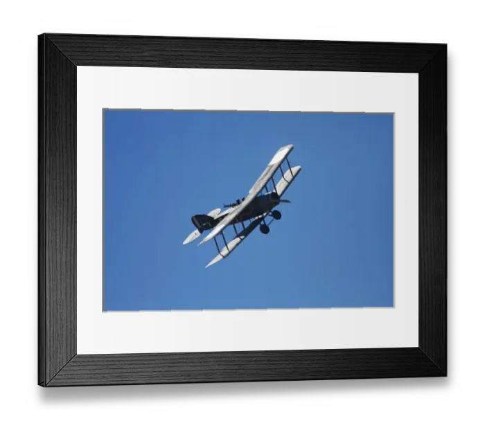 Framed Print : New Zealand, Otago, Wanaka, Warbirds Over Wanaka, Vintage Bell 47 Helicopter Framed Print : New Zealand, Otago, Wanaka, Warbirds Over Wanaka, Vintage Bell 47 Helicopter