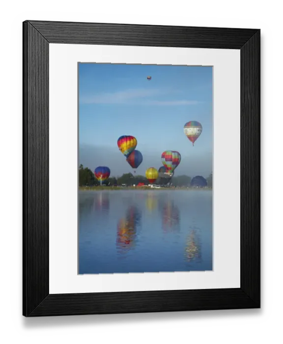 Framed Print : Hot air balloons, Balloons over Waikato Festival, Lake Rotoroa, Hamilton, Waikato Framed Print : Hot air balloons, Balloons over Waikato Festival, Lake Rotoroa, Hamilton, Waikato