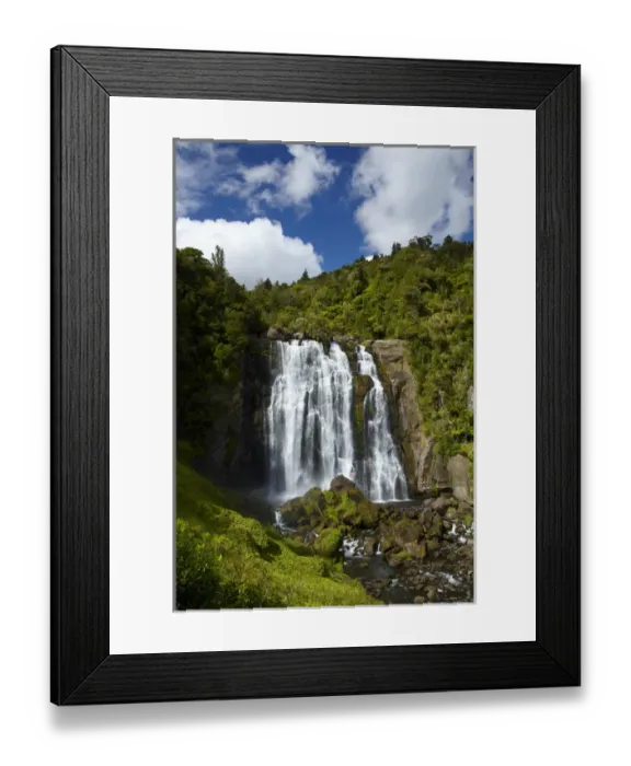 Framed Print : Marokopa Falls, Waitomo District, Waikato, North Island, New Zealand