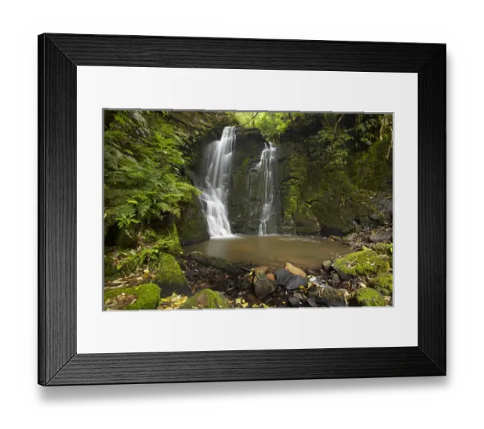 Framed Print : Horseshoe Falls, Matai Falls, Catlins, South Otago, South Island, New Zealand Framed Print : Horseshoe Falls, Matai Falls, Catlins, South Otago, South Island, New Zealand