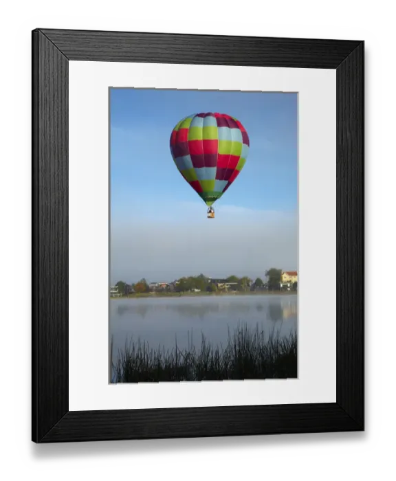 Framed Print : Sweat Pea hot air balloon, Balloons over Waikato Festival, Lake Rotoroa
