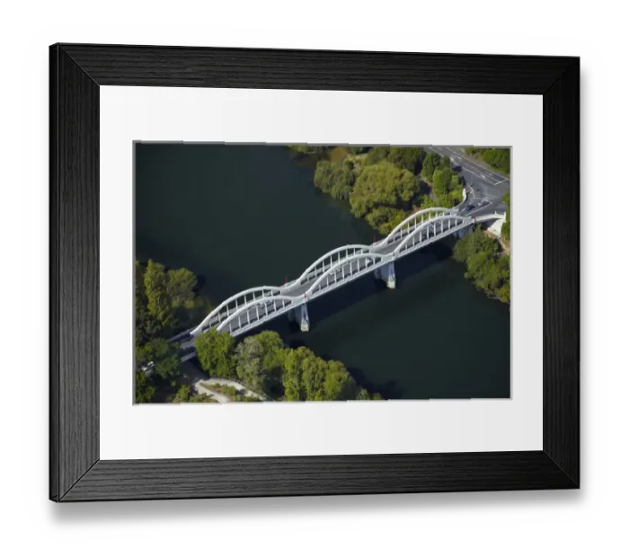 Framed Print : Waikato River and Fairfield Bridge (1937), Hamilton, Waikato, North Island, New Zealand Framed Print : Waikato River and Fairfield Bridge (1937), Hamilton, Waikato, North Island, New Zealand