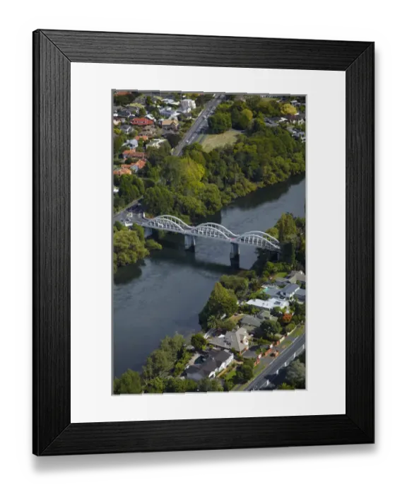 Framed Print : Waikato River and Fairfield Bridge (1937), Hamilton, Waikato, North Island, New Zealand Framed Print : Waikato River and Fairfield Bridge (1937), Hamilton, Waikato, North Island, New Zealand