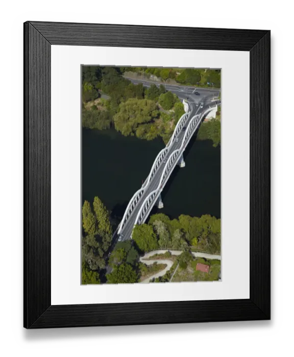 Framed Print : Waikato River and Fairfield Bridge (1937), Hamilton, Waikato, North Island, New Zealand