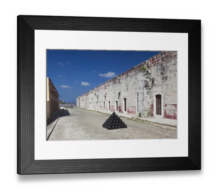 Framed Print : Cuba, Havana, Fortaleza de San Carlos de la Cabana fortress Framed Print : Cuba, Havana, Fortaleza de San Carlos de la Cabana fortress