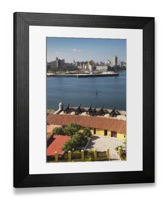 Framed Print : Cuba, Havana, elevated view of the Malecon from the Castillo de los Tres Santos Reys Framed Print : Cuba, Havana, elevated view of the Malecon from the Castillo de los Tres Santos Reys