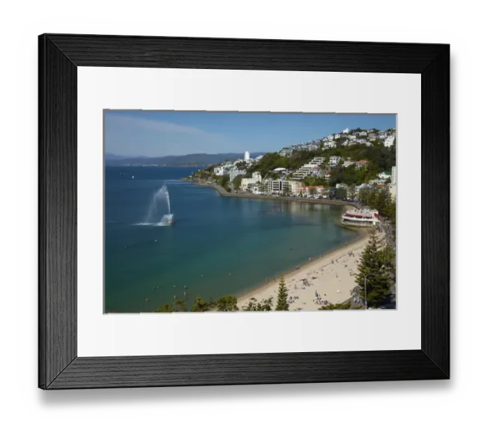 Framed Print : Fountain, Oriental Bay, Wellington, North Island, New Zealand Framed Print : Fountain, Oriental Bay, Wellington, North Island, New Zealand