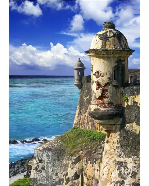 Puerto Rico, San Juan, Fort San Felipe del Morro, Watch towers and ocean