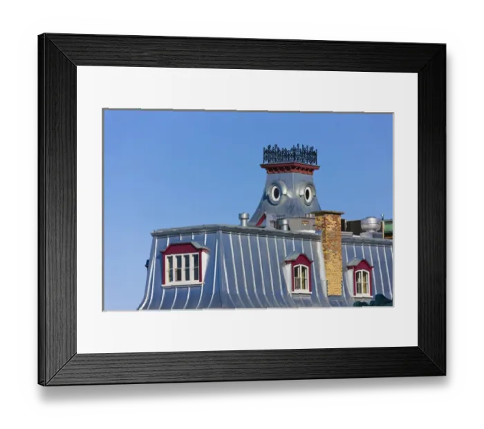 Framed Print : Colorful building, Quebec City (UNESCO World Heritage site), Canada Framed Print : Colorful building, Quebec City (UNESCO World Heritage site), Canada