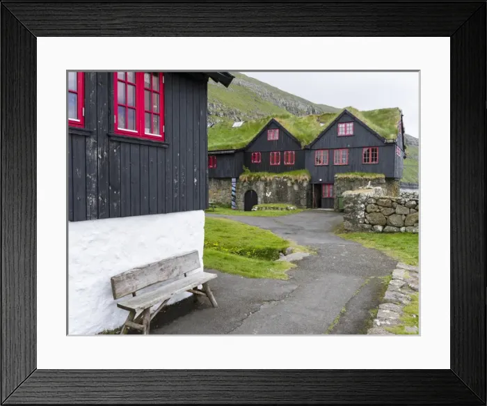 Framed Print : The Kings Farm in Kirkjubour (Kirkjboargardur, Roykstovan), the oldest still inhabited