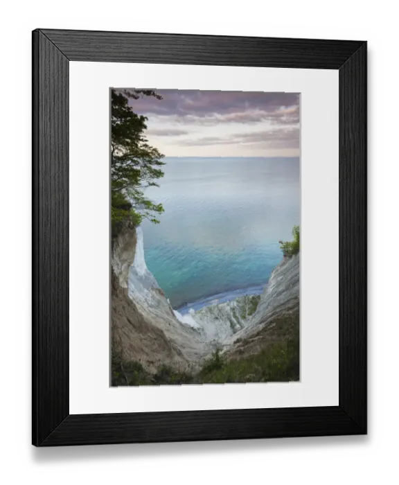 Framed Print : Denmark, Mon, Mons Klimt, 130 meter-highchalk cliffs from above Framed Print : Denmark, Mon, Mons Klimt, 130 meter-highchalk cliffs from above