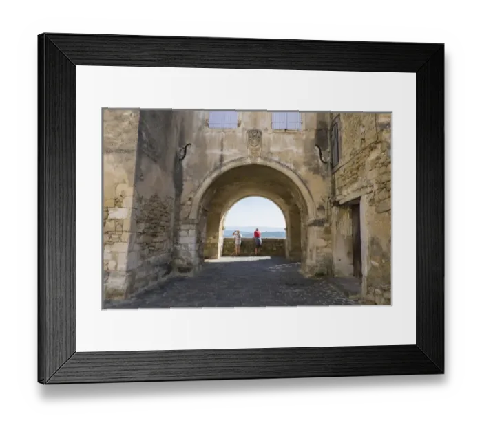 Framed Print : France, Southern France, Provence, Luberon, Menerbes. Editorial Use Only Framed Print : France, Southern France, Provence, Luberon, Menerbes. Editorial Use Only