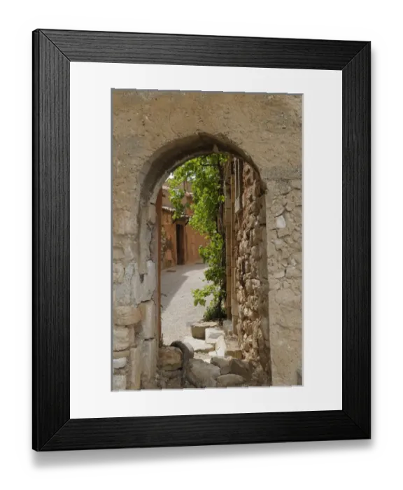 Framed Print : Europe, France, Provence-Alpes-Cote d Azur, Vaucluse, Roussillon