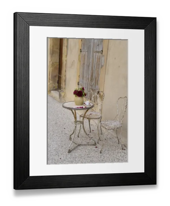 Framed Print : Europe, France, Provence-Alpes-Cote d Azur, Vaucluse, Lourmarin