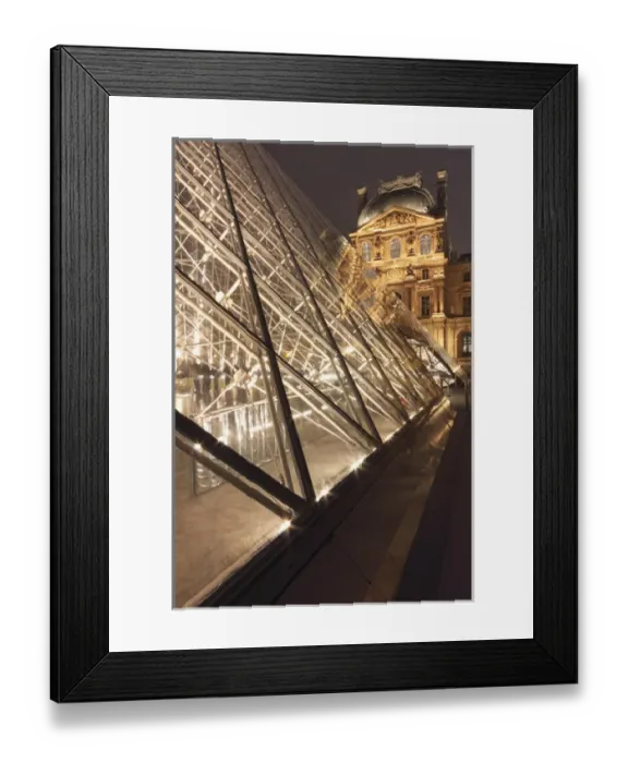 Framed Print : The Pyramide du Louvre, Paris, France Framed Print : The Pyramide du Louvre, Paris, France