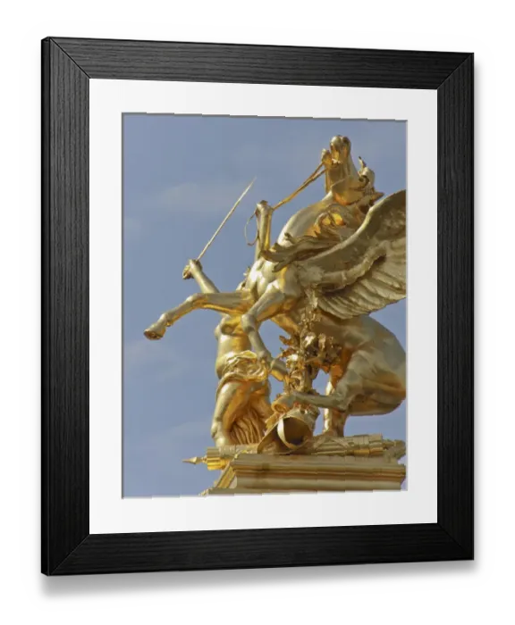 Framed Print : Pegasus statue at the Pont Alexander III bridge, Paris, France Framed Print : Pegasus statue at the Pont Alexander III bridge, Paris, France