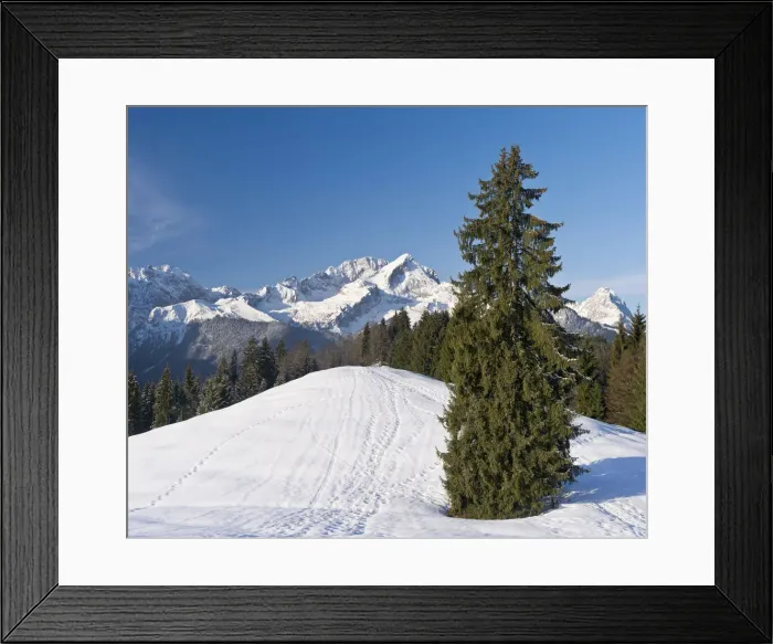 Framed Print : Wetterstein Mountain range in winter. Sunrise over the peak of Alpspitze, the landmark